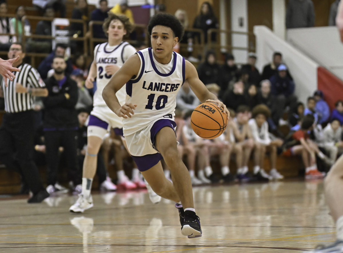 Jordan Garner, a 5-10 junior, had 13 points.